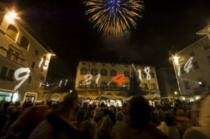 Fuochi d'artificio per i Mercatini di Natale di Arco