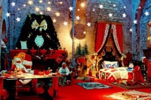 I Mercatini di Natale sono una tradizione molto sentita anche a Firenze I Mercatini di Natale sono una tradizione molto sentita anche a Firenze
